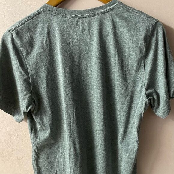 Elevated Faith Gray “Do Not Fear” Tee Size M GUC - Picture 9 of 9